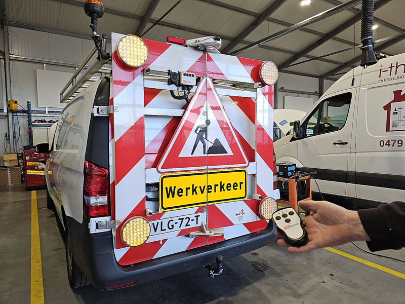 Kis furgon Mercedes-Benz Vito 116 CDI XXL AUT.: 16 kép.