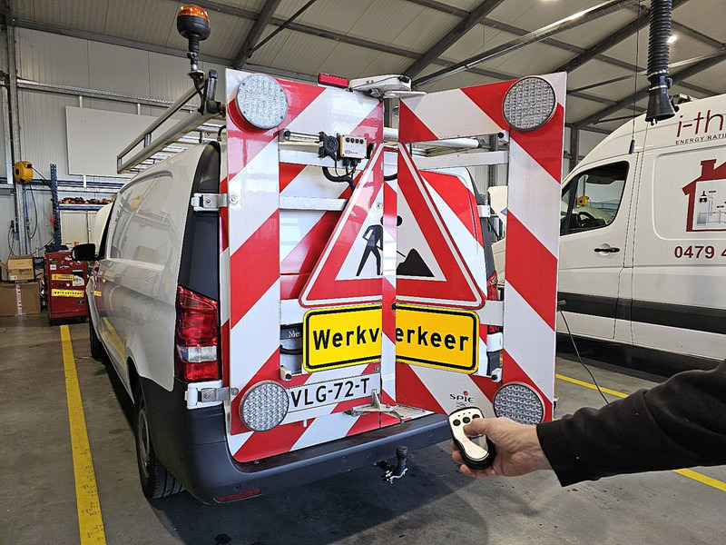 Kis furgon Mercedes-Benz Vito 116 CDI XXL AUT.: 17 kép.