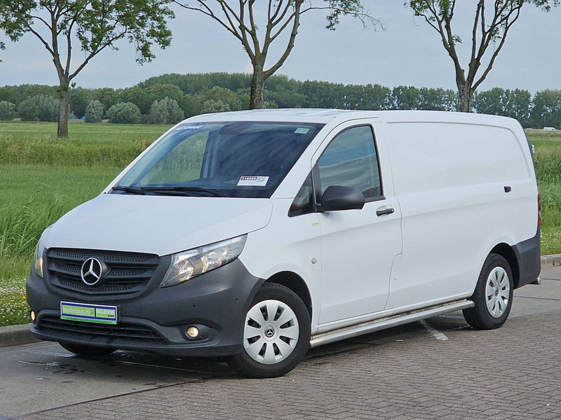 Mercedes-Benz Vito 116 L2 Automaat Euro6! - Kis furgon: 2 kép. Mercedes-Benz Vito 116 L2 Automaat Euro6! - Kis furgon: 2 kép.