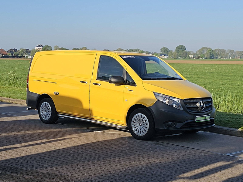 Mercedes-Benz eVito L2 ac automaat EURO6 - Kis furgon, Elektromos kisteherautó: 5 kép. Mercedes-Benz eVito L2 ac automaat EURO6 - Kis furgon, Elektromos kisteherautó: 5 kép.