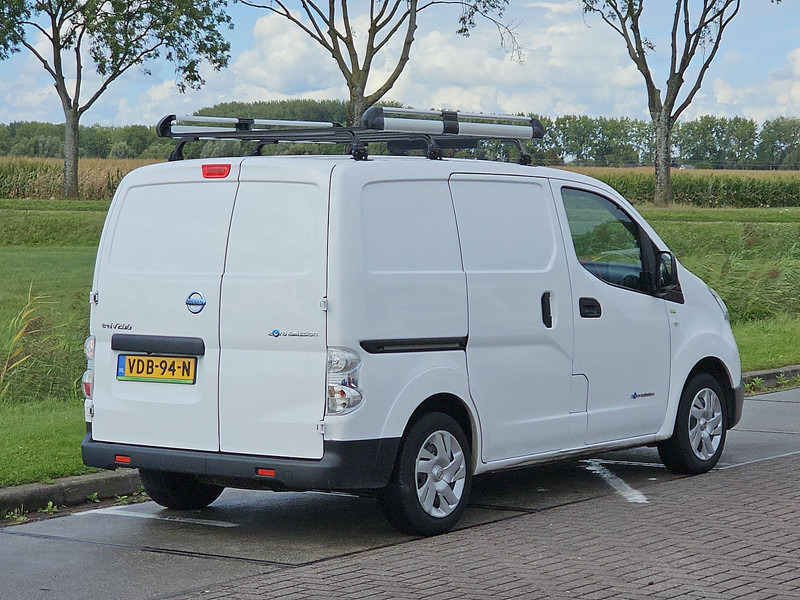 Nissan E-NV200 40kWh Imperiaal Navi - Dobozos kisteherautó, Elektromos kisteherautó: 3 kép. Nissan E-NV200 40kWh Imperiaal Navi - Dobozos kisteherautó, Elektromos kisteherautó: 3 kép.