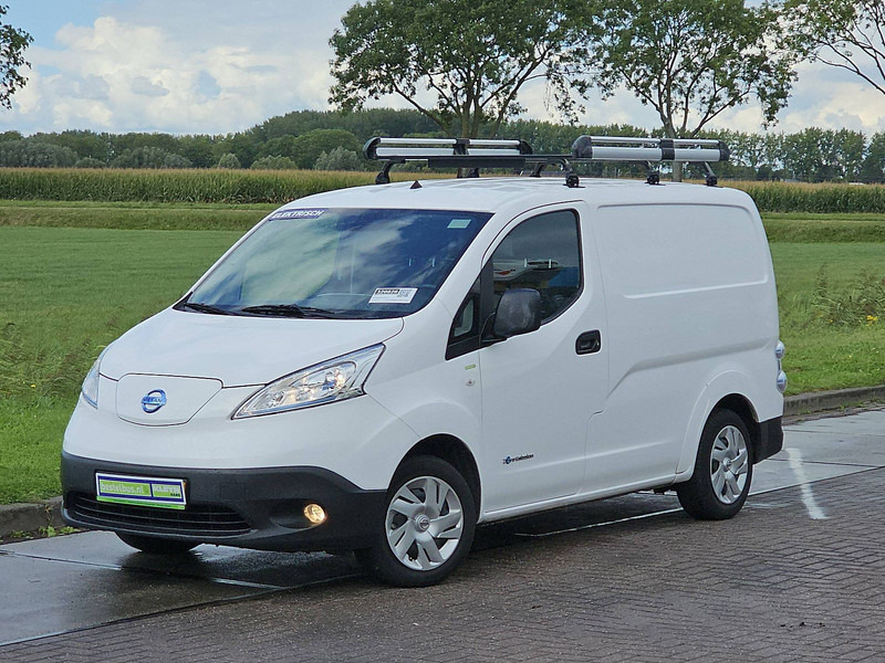 Nissan E-NV200 40kWh Imperiaal Navi - Dobozos kisteherautó, Elektromos kisteherautó: 2 kép. Nissan E-NV200 40kWh Imperiaal Navi - Dobozos kisteherautó, Elektromos kisteherautó: 2 kép.