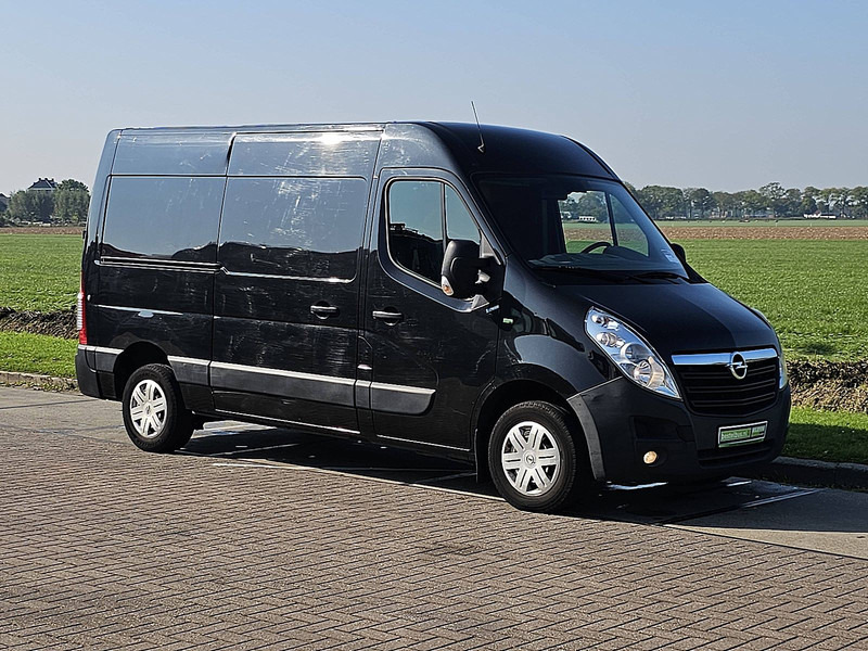Opel Movano 2.3 - Furgon: 5 kép. Opel Movano 2.3 - Furgon: 5 kép.