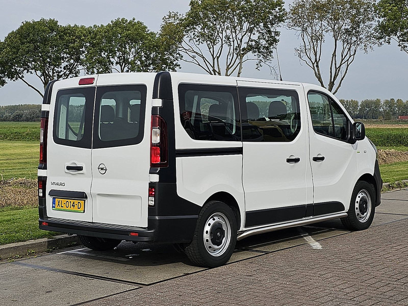 Opel Vivaro 1.6 L1 Combi 9p Airco - Minibusz, Kisbusz: 3 kép. Opel Vivaro 1.6 L1 Combi 9p Airco - Minibusz, Kisbusz: 3 kép.