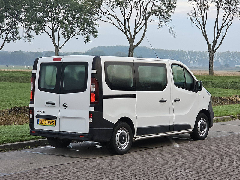 Opel Vivaro 1.6 L1 Combi 9p Airco - Minibusz, Kisbusz: 3 kép. Opel Vivaro 1.6 L1 Combi 9p Airco - Minibusz, Kisbusz: 3 kép.