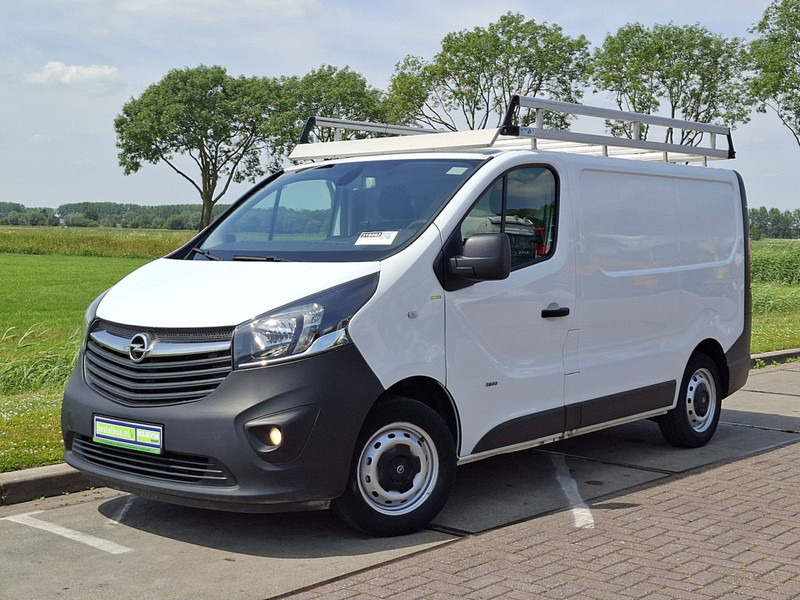 Opel Vivaro 1.6 L1H1 Navi NAP Euro6! - Kis furgon: 2 kép. Opel Vivaro 1.6 L1H1 Navi NAP Euro6! - Kis furgon: 2 kép.