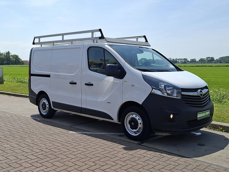Opel Vivaro 1.6 L1H1 Navi NAP Euro6! - Kis furgon: 5 kép. Opel Vivaro 1.6 L1H1 Navi NAP Euro6! - Kis furgon: 5 kép.