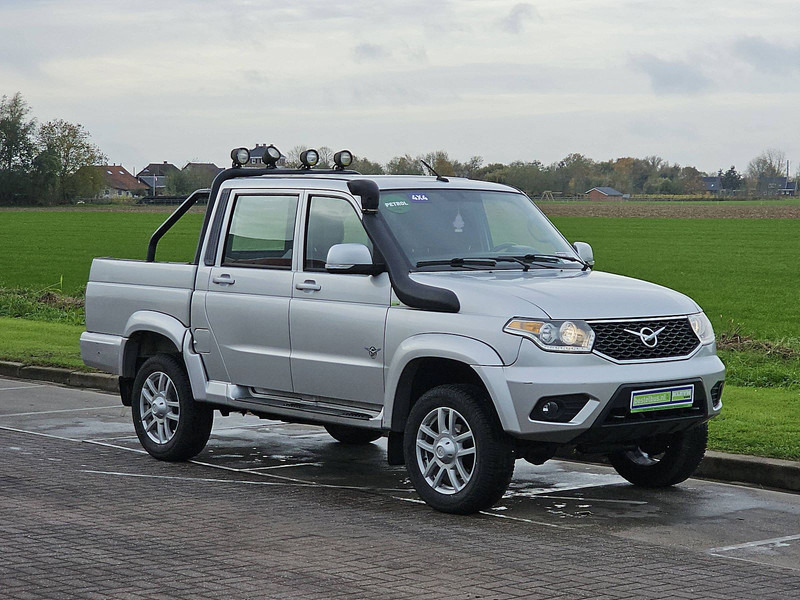 Patriot Pick up 4x4 Petrol Airco! - Pickup: 5 kép. Patriot Pick up 4x4 Petrol Airco! - Pickup: 5 kép.