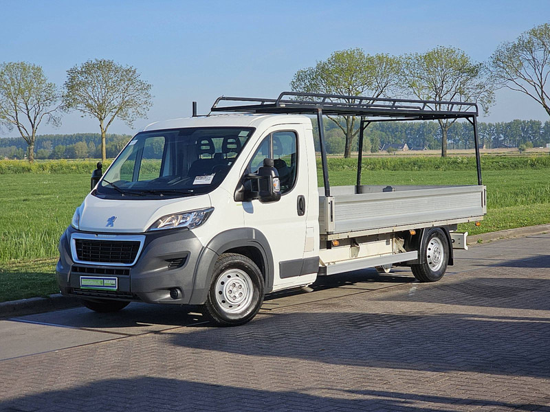 Peugeot Boxer 2.0 BHDI 160 L3 42 dkm! - Platós kisteherautó: 2 kép. Peugeot Boxer 2.0 BHDI 160 L3 42 dkm! - Platós kisteherautó: 2 kép.