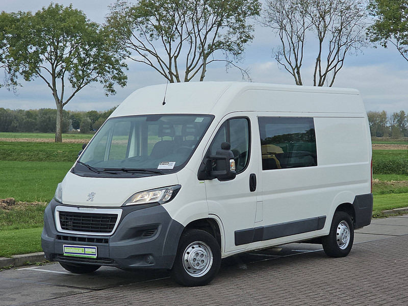 Peugeot Boxer 2.0 L2H2 Dubbel Cabine! - Kis furgon: 2 kép. Peugeot Boxer 2.0 L2H2 Dubbel Cabine! - Kis furgon: 2 kép.