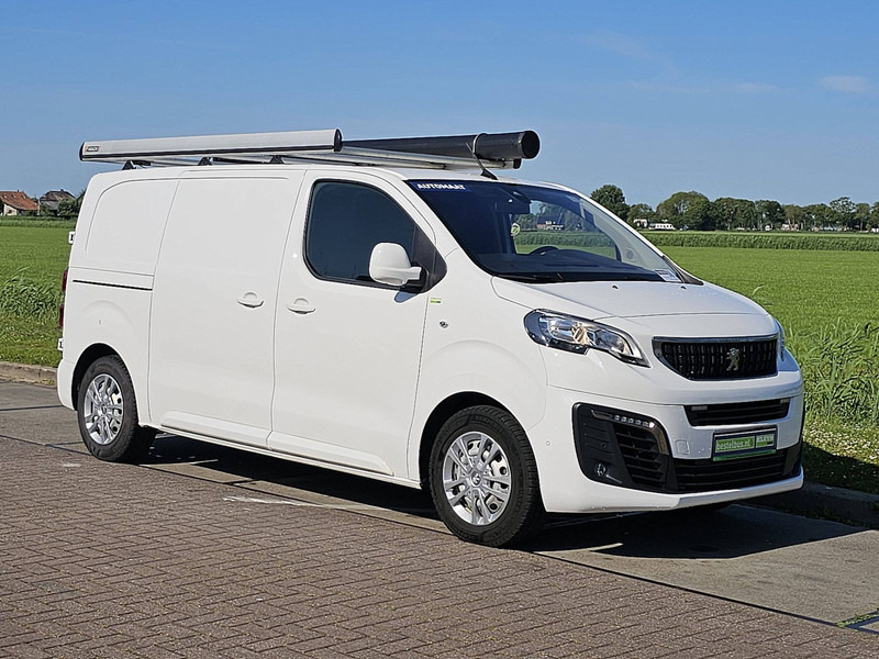 Peugeot Expert 2.0 L2 Automaat Navi AC! - Kis furgon: 5 kép. Peugeot Expert 2.0 L2 Automaat Navi AC! - Kis furgon: 5 kép.