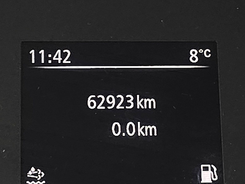 Dobozos kisteherautó Renault Master 2.3 Bakwagen Laadklep!: 9 kép. Dobozos kisteherautó Renault Master 2.3 Bakwagen Laadklep!: 9 kép.