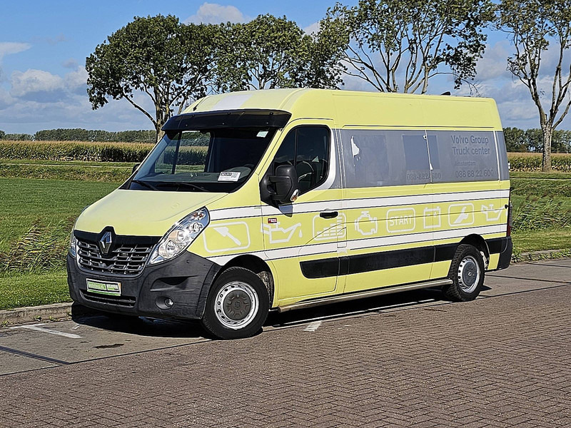 Renault Master 2.3 DCI 125 L2H2 - Furgon: 2 kép. Renault Master 2.3 DCI 125 L2H2 - Furgon: 2 kép.