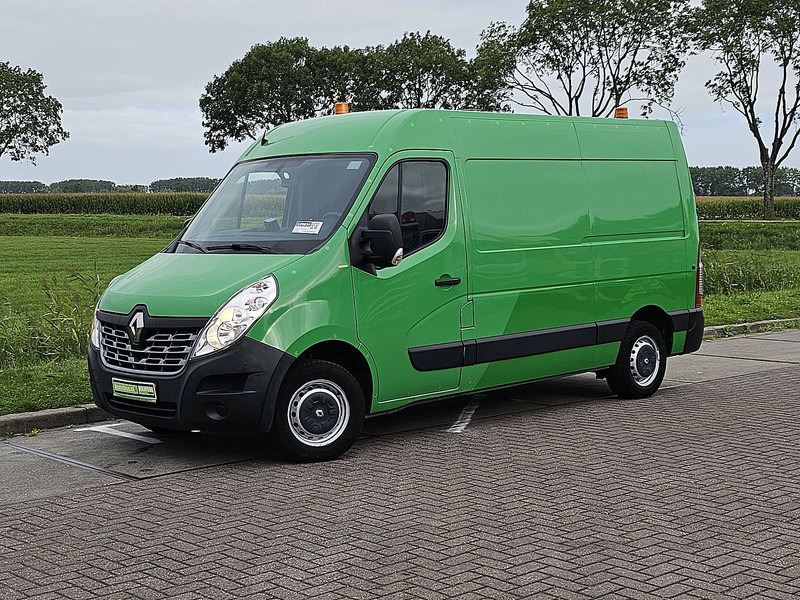 Renault Master 2.3 DCI 130 L2H2 - Furgon: 2 kép. Renault Master 2.3 DCI 130 L2H2 - Furgon: 2 kép.