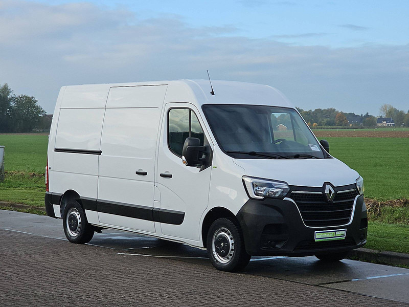 Renault Master 2.3 L2H2 Navi Euro6 AC! - Kis furgon: 5 kép. Renault Master 2.3 L2H2 Navi Euro6 AC! - Kis furgon: 5 kép.