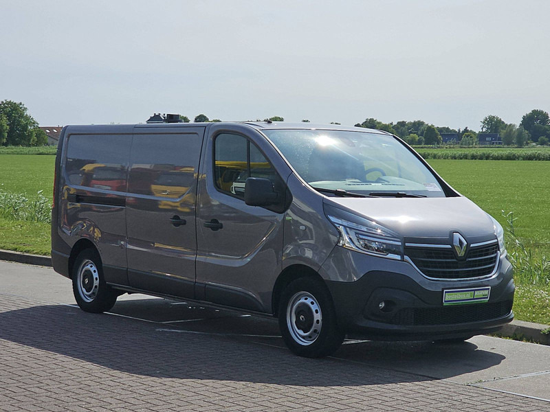 Renault Trafic 1.6 DCI L2 Facelift Navi NAP - Kis furgon: 5 kép. Renault Trafic 1.6 DCI L2 Facelift Navi NAP - Kis furgon: 5 kép.