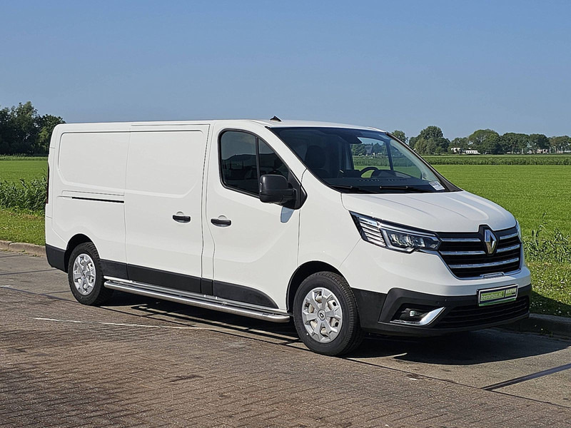 Renault Trafic 2.0 DCI L2H1 Navi Euro6 AC! - Kis furgon: 5 kép. Renault Trafic 2.0 DCI L2H1 Navi Euro6 AC! - Kis furgon: 5 kép.