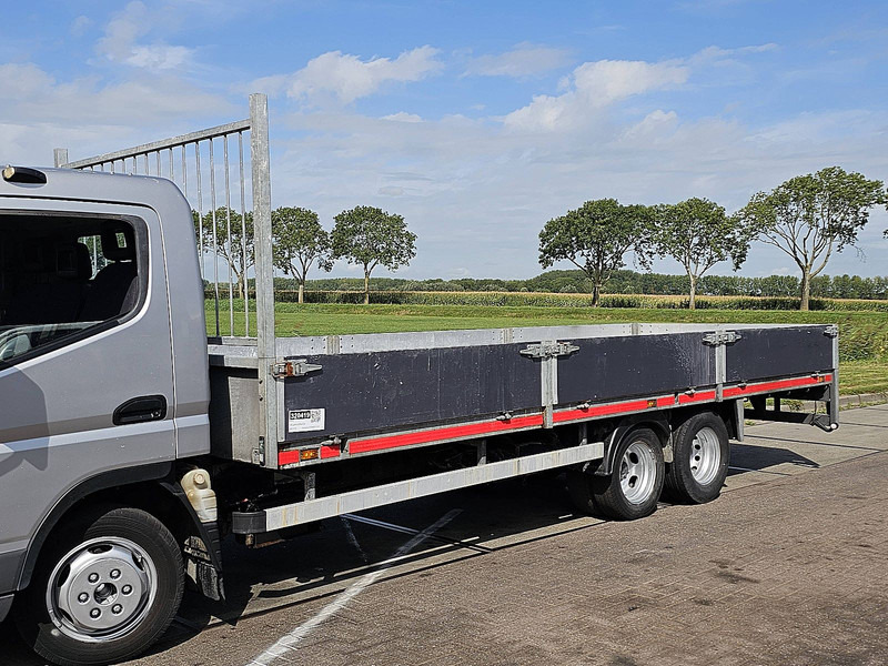 VELDHUIZEN P33 - Platós pótkocsi: 3 kép. VELDHUIZEN P33 - Platós pótkocsi: 3 kép.