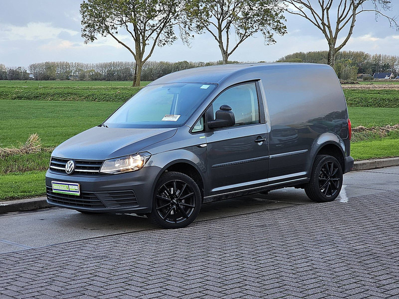 Volkswagen Caddy 2.0 - Kis furgon: 2 kép. Volkswagen Caddy 2.0 - Kis furgon: 2 kép.