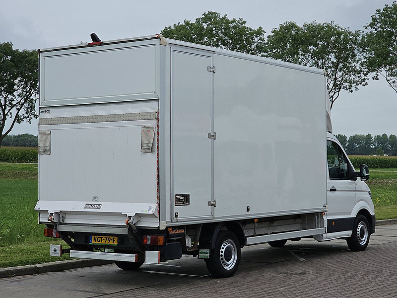 Volkswagen Crafter 2.0 TDI 140 DSG LAADKLEP - Dobozos kisteherautó: 3 kép. Volkswagen Crafter 2.0 TDI 140 DSG LAADKLEP - Dobozos kisteherautó: 3 kép.