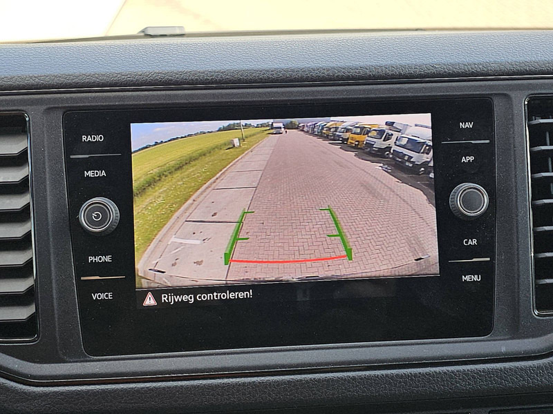 Furgon Volkswagen Crafter 2.0 ac automaat EURO6: 13 kép. Furgon Volkswagen Crafter 2.0 ac automaat EURO6: 13 kép.