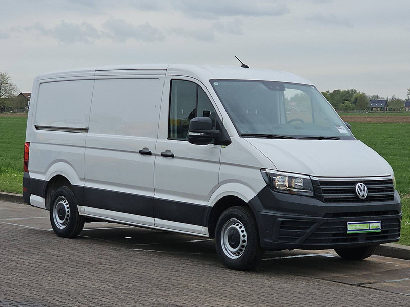 Volkswagen Crafter 30 2.0 L2H1 Trekhaak Airco! - Kis furgon: 5 kép. Volkswagen Crafter 30 2.0 L2H1 Trekhaak Airco! - Kis furgon: 5 kép.
