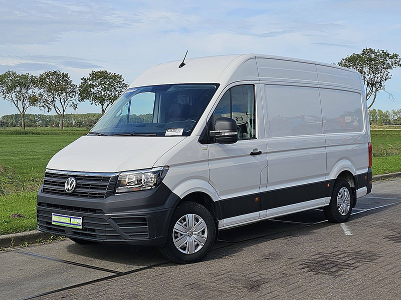 Volkswagen Crafter 35 2.0 L3H3 140Pk Automaat! - Furgon: 2 kép. Volkswagen Crafter 35 2.0 L3H3 140Pk Automaat! - Furgon: 2 kép.