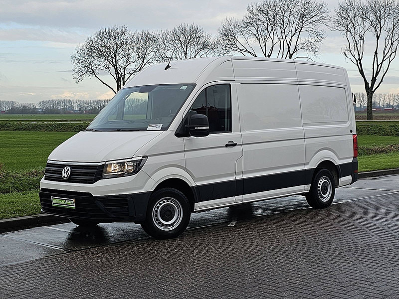 Volkswagen Crafter 35 2.0 L3H3 Laadklep NAP - Furgon: 2 kép. Volkswagen Crafter 35 2.0 L3H3 Laadklep NAP - Furgon: 2 kép.