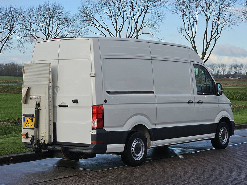 Volkswagen Crafter 35 2.0 L3H3 Laadklep NAP - Furgon: 3 kép. Volkswagen Crafter 35 2.0 L3H3 Laadklep NAP - Furgon: 3 kép.