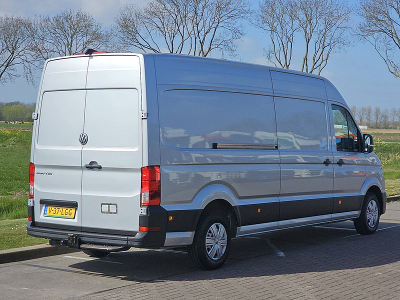 Volkswagen Crafter 35 2.0 L4H3 Navi Euro6 AC! - Furgon: 3 kép. Volkswagen Crafter 35 2.0 L4H3 Navi Euro6 AC! - Furgon: 3 kép.