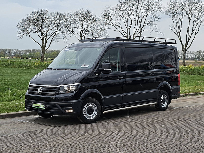 Volkswagen Crafter 35 2.0 TDI 140 AUT. L2H1 - Furgon: 2 kép. Volkswagen Crafter 35 2.0 TDI 140 AUT. L2H1 - Furgon: 2 kép.
