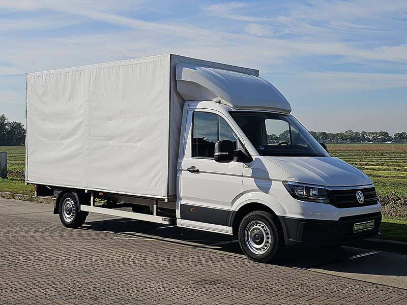 Volkswagen Crafter 35 2.0 ac EURO6 - Ponyvás kisteherautó: 5 kép. Volkswagen Crafter 35 2.0 ac EURO6 - Ponyvás kisteherautó: 5 kép.