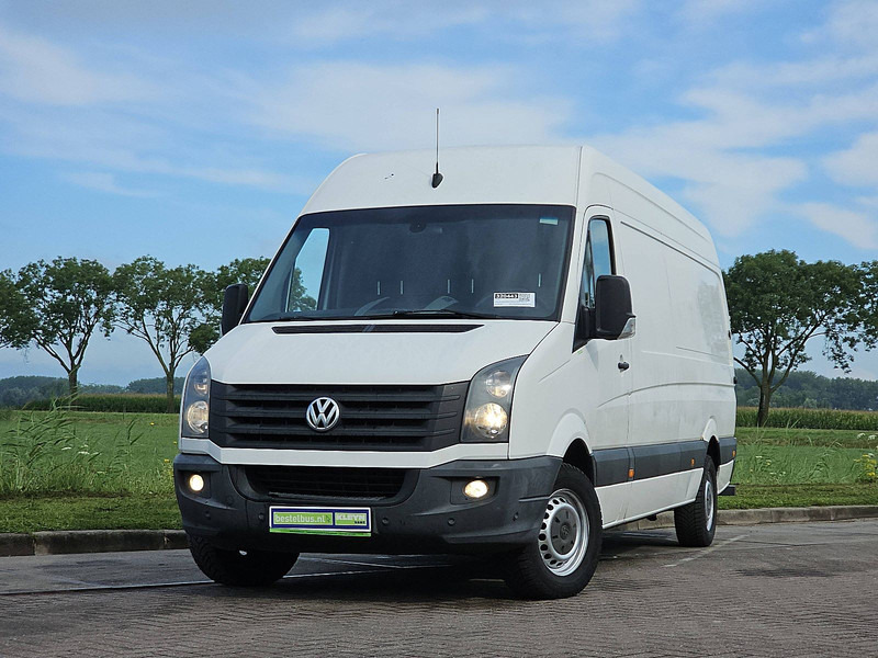Volkswagen Crafter 35 2.0 ac cruisecontrol - Kis furgon: 1 kép. Volkswagen Crafter 35 2.0 ac cruisecontrol - Kis furgon: 1 kép.