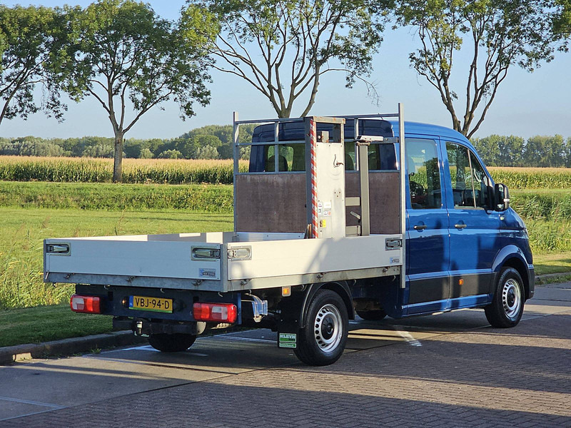 Volkswagen Crafter 35 2.0 dc pickup EURO6 - Platós kisteherautó: 3 kép. Volkswagen Crafter 35 2.0 dc pickup EURO6 - Platós kisteherautó: 3 kép.
