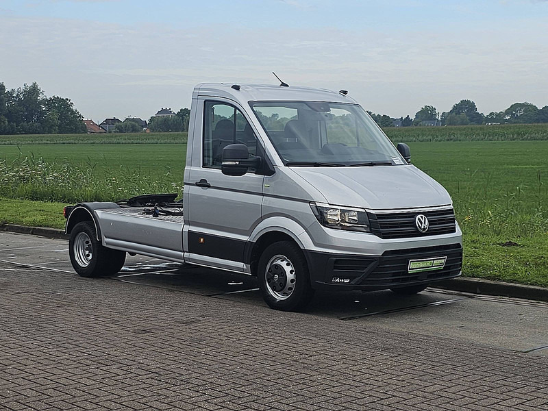 Volkswagen Crafter 50 2.0 TDI 177 TREKKER - Furgon: 5 kép. Volkswagen Crafter 50 2.0 TDI 177 TREKKER - Furgon: 5 kép.