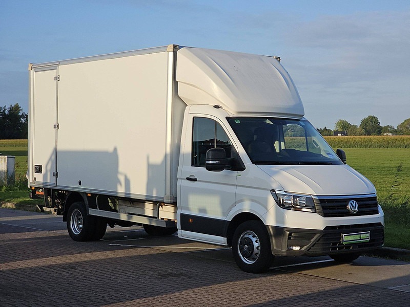 Volkswagen Crafter 50 2.0 ac EURO6 - Dobozos kisteherautó: 5 kép. Volkswagen Crafter 50 2.0 ac EURO6 - Dobozos kisteherautó: 5 kép.