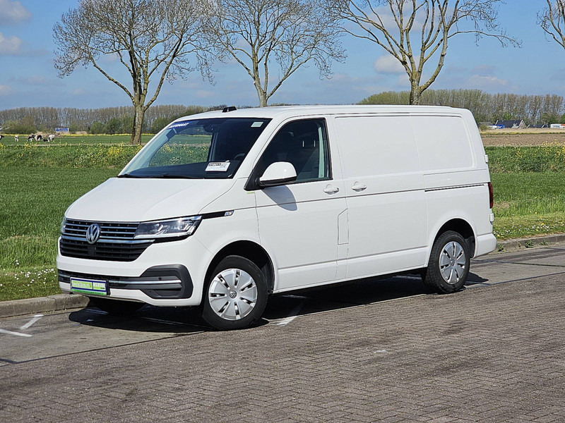 Volkswagen Transporter 2.0 TDI L1H1 2xZijdeur LED ! - Kis furgon: 2 kép. Volkswagen Transporter 2.0 TDI L1H1 2xZijdeur LED ! - Kis furgon: 2 kép.