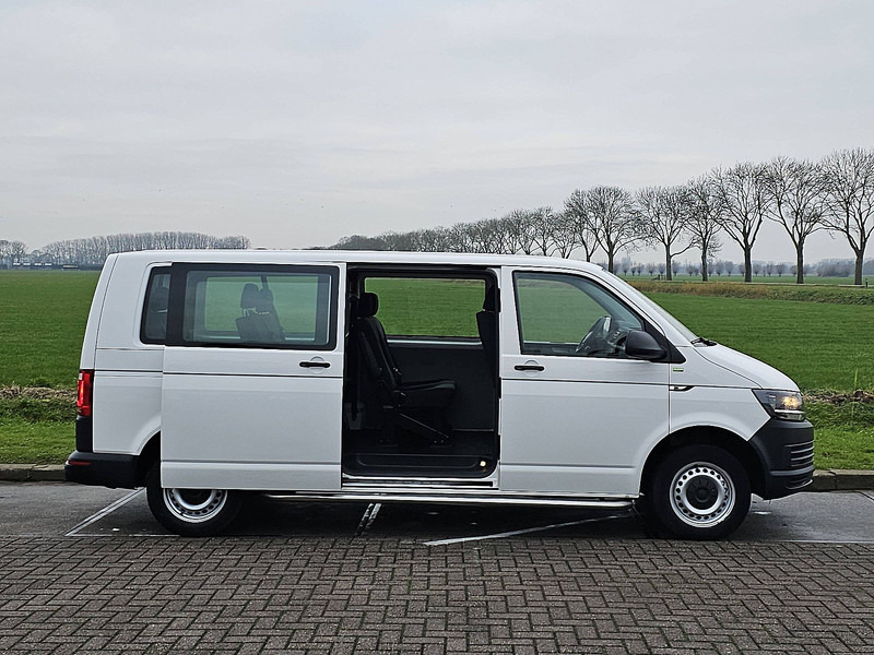 Minibusz, Kisbusz Volkswagen Transporter 2.0 TDI L2H1 Combi 9p Airco!: 14 kép.