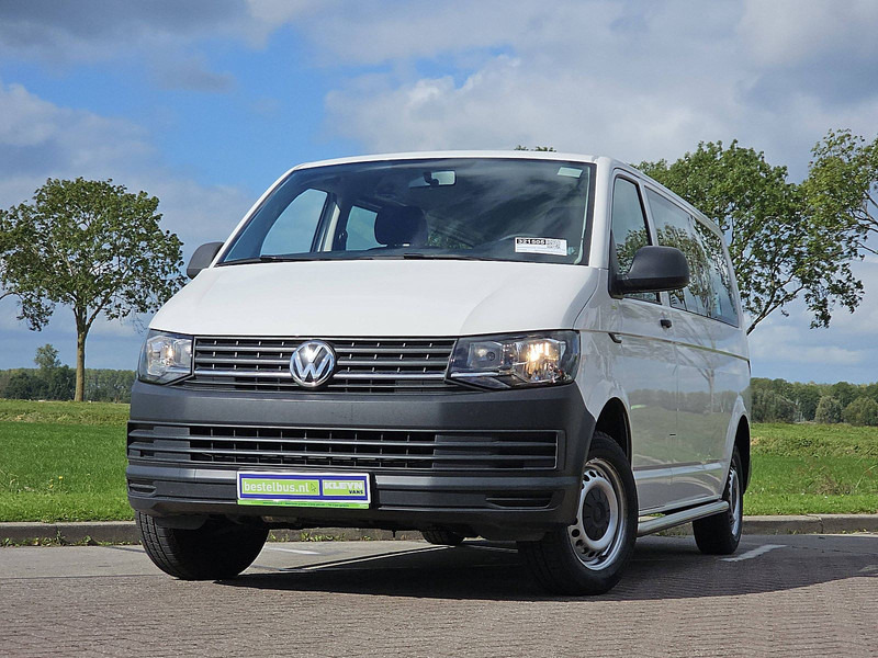 Volkswagen Transporter 2.0 TDI L2H1 Combi 9p Airco - Minibusz, Kisbusz: 1 kép. Volkswagen Transporter 2.0 TDI L2H1 Combi 9p Airco - Minibusz, Kisbusz: 1 kép.