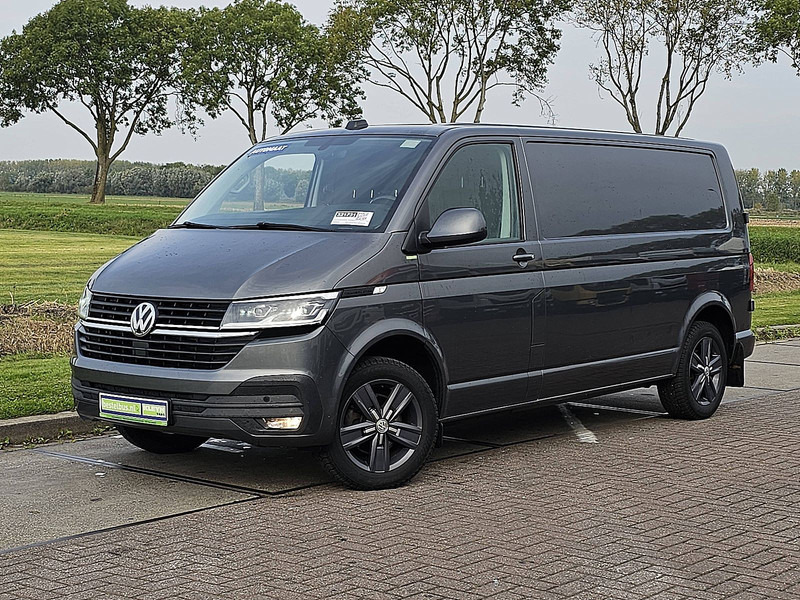 Volkswagen Transporter 2.0 TDI L2H1 Digital-Cockpit - Kis furgon: 2 kép. Volkswagen Transporter 2.0 TDI L2H1 Digital-Cockpit - Kis furgon: 2 kép.
