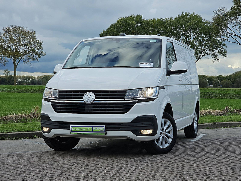 Volkswagen Transporter 2.0 TDI T6.1 L1H1 Euro6 NAP! - Kis furgon: 1 kép. Volkswagen Transporter 2.0 TDI T6.1 L1H1 Euro6 NAP! - Kis furgon: 1 kép.