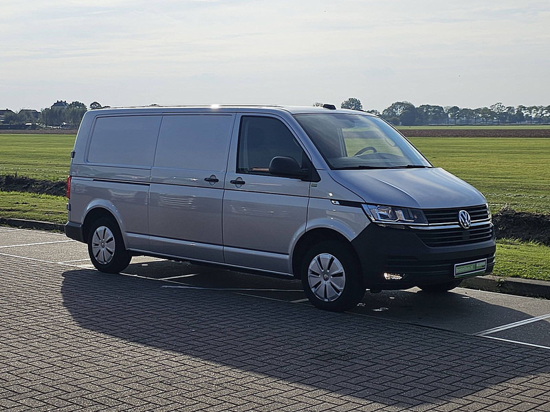 Volkswagen Transporter 2.0 TDI ac lang EURO6 - Kis furgon: 5 kép. Volkswagen Transporter 2.0 TDI ac lang EURO6 - Kis furgon: 5 kép.
