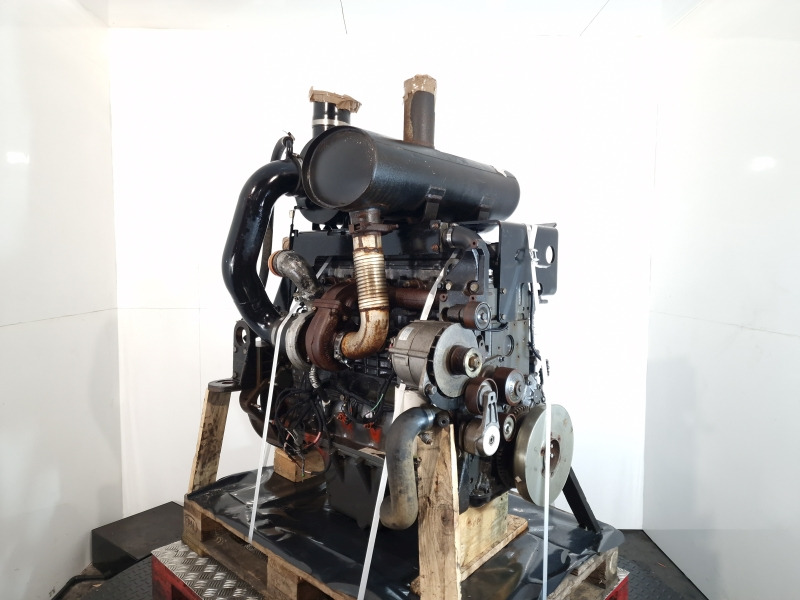 CNH F4HE9684E*J102 667TA EBD Engine (Plant) - Motor - Építőipari gépek: 4 kép. CNH F4HE9684E*J102 667TA EBD Engine (Plant) - Motor - Építőipari gépek: 4 kép.