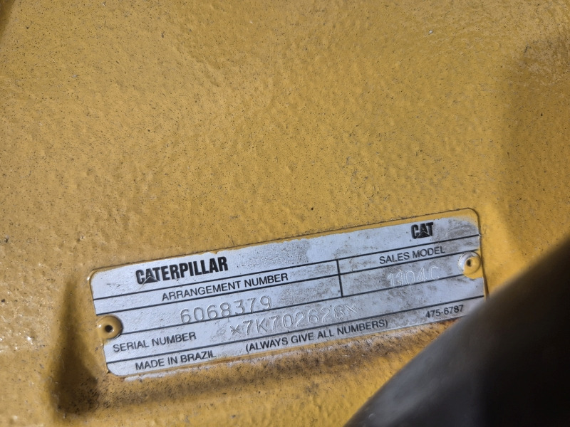 Caterpillar 3054C DITAAC Engine + Radiator - Motor - Ipari gép: 3 kép. Caterpillar 3054C DITAAC Engine + Radiator - Motor - Ipari gép: 3 kép.