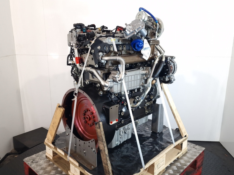 Caterpillar/Perkins C4.4 Engine (Plant) - Motor - Építőipari gépek: 1 kép. Caterpillar/Perkins C4.4 Engine (Plant) - Motor - Építőipari gépek: 1 kép.