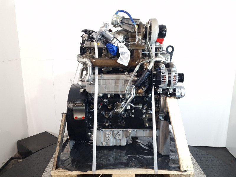 Caterpillar/Perkins C4.4 Engine (Plant) - Motor - Építőipari gépek: 3 kép. Caterpillar/Perkins C4.4 Engine (Plant) - Motor - Építőipari gépek: 3 kép.