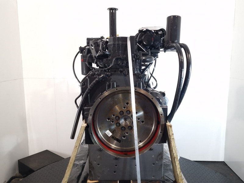 Cummins Hyundai HE6.7 (QSB6.7) ROBEX 170w-9 CPL 5219 Engine (Plant) - Motor - Építőipari gépek: 2 kép. Cummins Hyundai HE6.7 (QSB6.7) ROBEX 170w-9 CPL 5219 Engine (Plant) - Motor - Építőipari gépek: 2 kép.