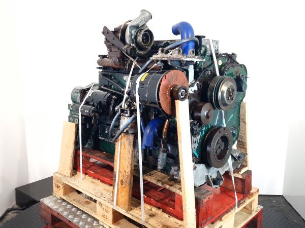 Cummins Isce 225 30 Trident Spec Engine (Truck) 2003 300 - Motor - Teherautó: 5 kép. Cummins Isce 225 30 Trident Spec Engine (Truck) 2003 300 - Motor - Teherautó: 5 kép.