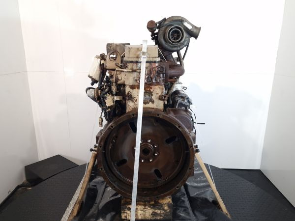 Cummins QSB5.9 Engine (Plant) - Motor - Építőipari gépek: 3 kép. Cummins QSB5.9 Engine (Plant) - Motor - Építőipari gépek: 3 kép.