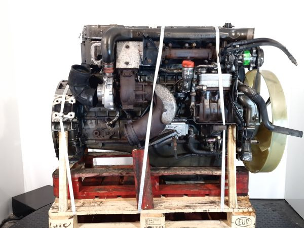 DAF PE228C Engine (Truck) - Motor - Teherautó: 4 kép. DAF PE228C Engine (Truck) - Motor - Teherautó: 4 kép.